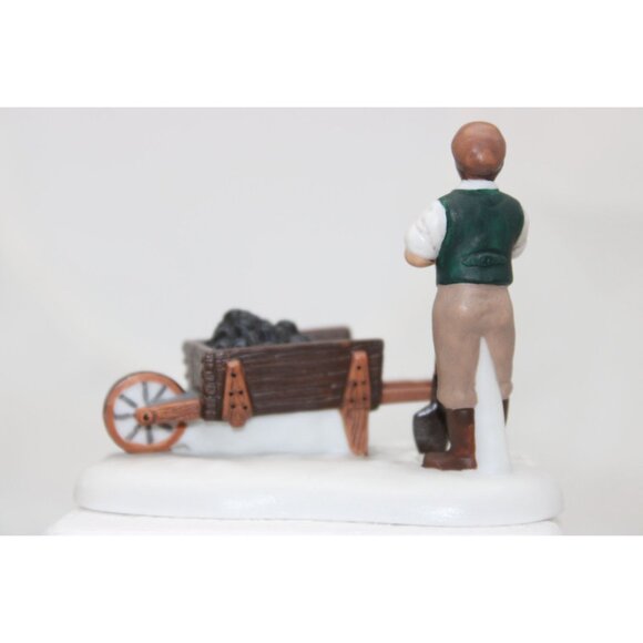 Dept 56 Dickens Village - London Gas Worker - Picture 3 of 3